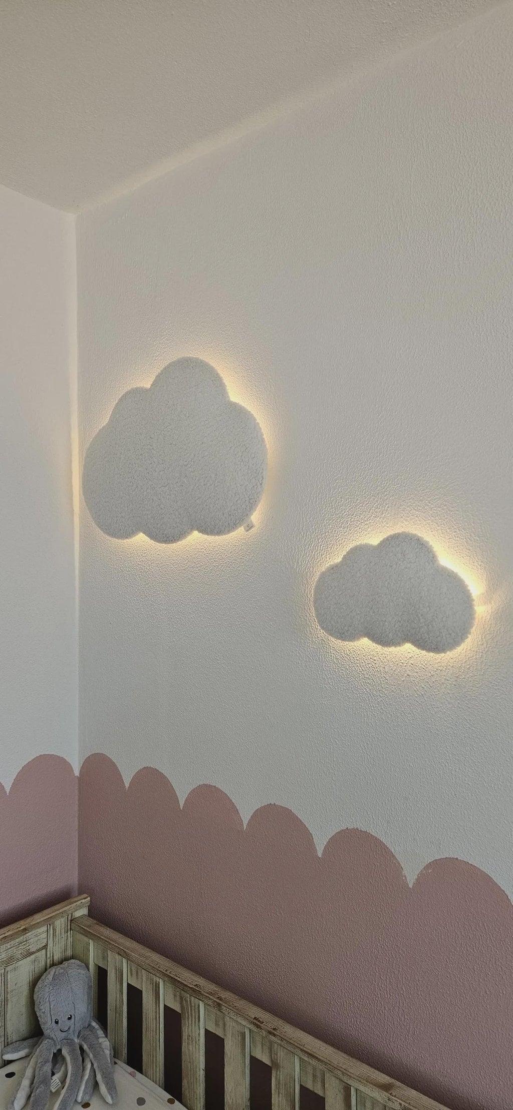 Set van 2 Wolken Nachtlampen – Babykamer Wandlampjes (Groot + Medium)