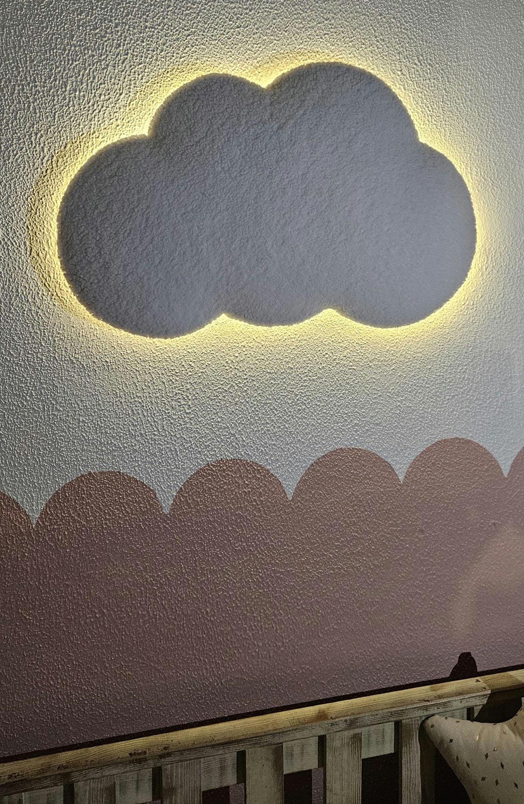 Draadloze Wolk met verlichting op batterij Babykamer wanddecoratie wolk boucle, kinderkamer deco, babyshower gift, baby wolken gebroken wit